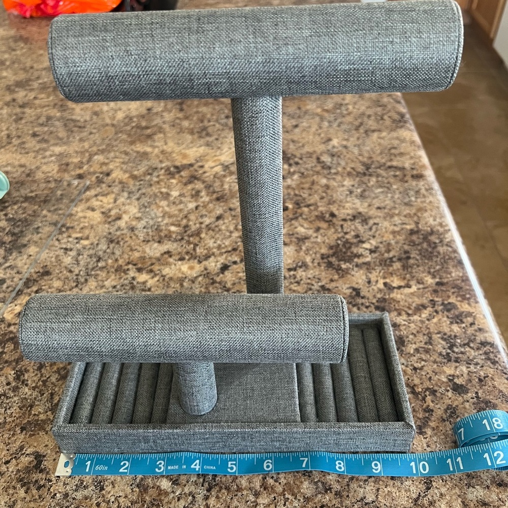 Gray Jewelry Organizer Stand
